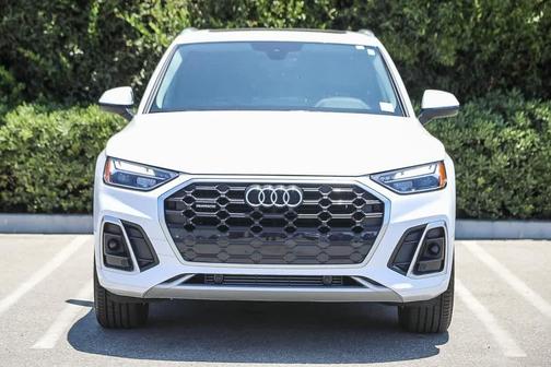 2022 Audi Q5 45 S line quattro Premium