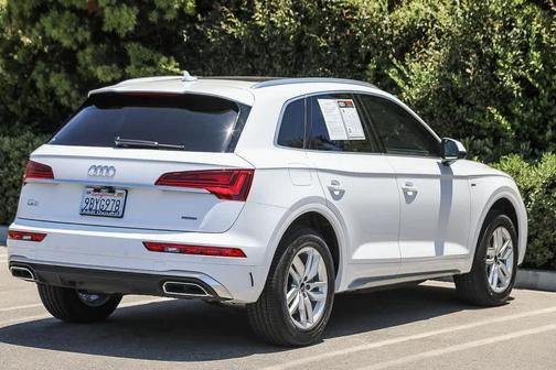 2022 Audi Q5 45 S line quattro Premium