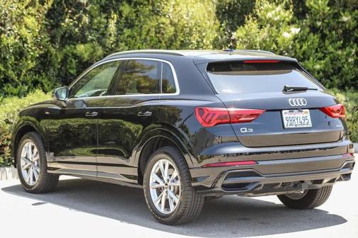 2022 Audi Q3 45 S line Premium Plus