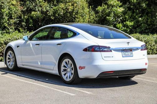 2017 Tesla Model S 75D
