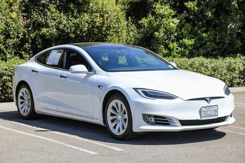 2017 Tesla Model S 75D