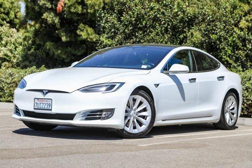 2017 Tesla Model S 75D