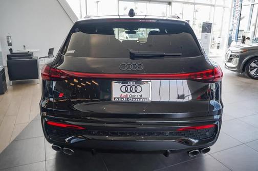 2025 Audi SQ5 3.0T quattro Premium