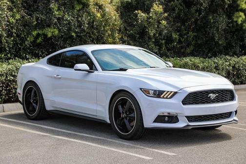 2016 Ford Mustang EcoBoost Premium