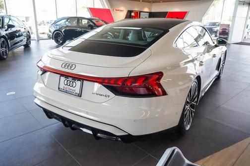 2025 Audi S e-tron GT Premium Plus