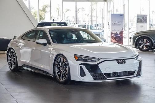 2025 Audi S e-tron GT Premium Plus