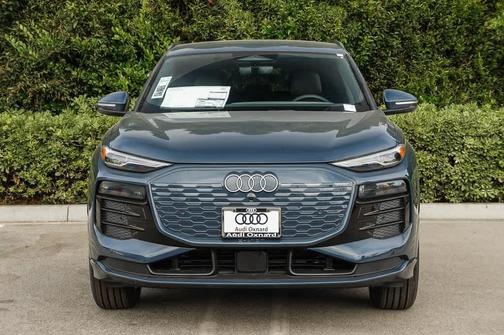 2025 Audi Q6 e-tron Premium