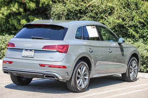 2023 Audi Q5 45 S line quattro Premium