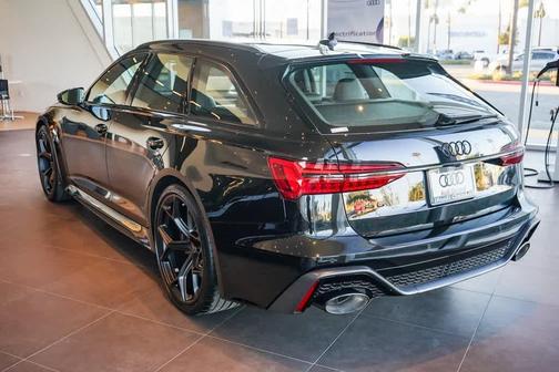 2025 Audi RS 6 Avant 4.0T quattro performance