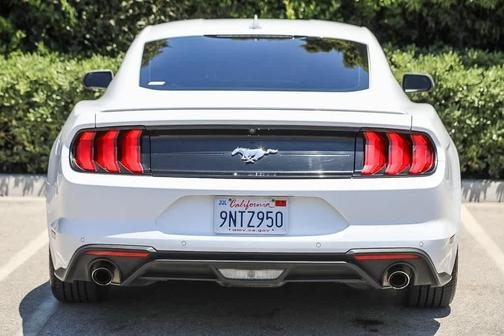 2022 Ford Mustang EcoBoost Premium