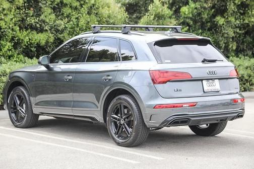 2022 Audi Q5 e 55 S line quattro Premium