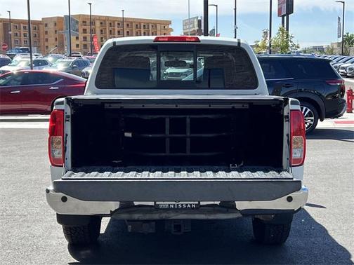 2015 Nissan Frontier SV