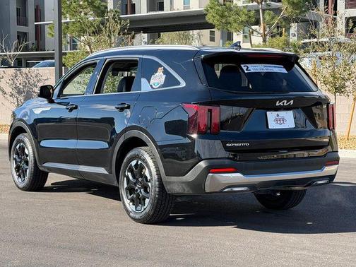2024 Kia Sorento S