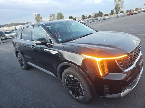 2024 Kia Sorento S