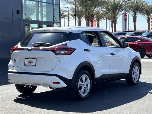 2025 Nissan Kicks S