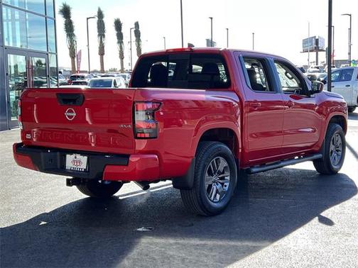 2025 Nissan Frontier SV
