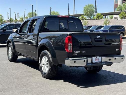 2021 Nissan Frontier SV