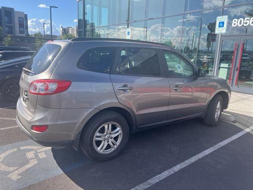 2012 Hyundai SANTA FE GLS