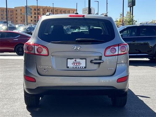 2012 Hyundai SANTA FE GLS