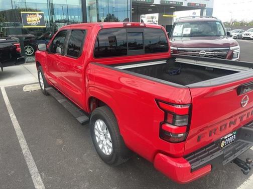 2022 Nissan Frontier SV