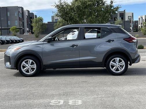 2025 Nissan Kicks S