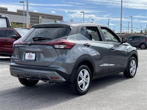 2025 Nissan Kicks S