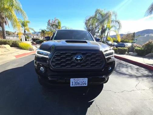 2022 Toyota Tacoma TRD Sport