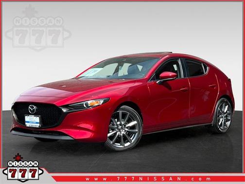 2022 Mazda Mazda3 FWD w/Preferred Package