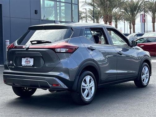 2025 Nissan Kicks S