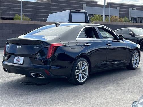 2021 Cadillac CT4 Luxury