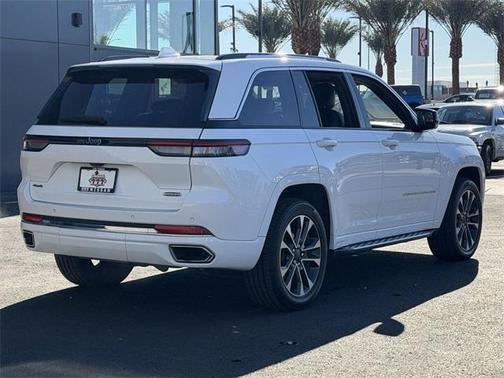 2023 Jeep Grand Cherokee Overland