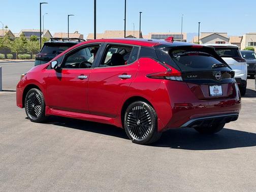 Scarlet Ember 2025 Nissan Leaf SV PLUS