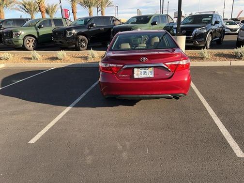 2017 Toyota Camry SE