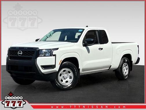 2025 Nissan Frontier S