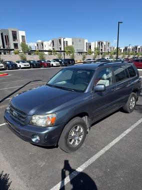 2005 Toyota Highlander Base