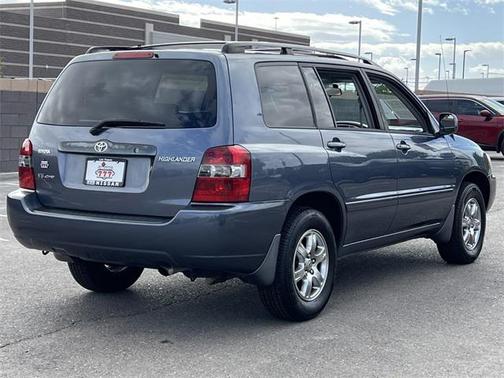 2005 Toyota Highlander Base