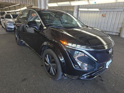 Black Diamond Pearl 2024 Nissan ARIYA ENGAGE