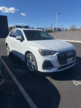 2020 Audi Q3 45 S line Premium