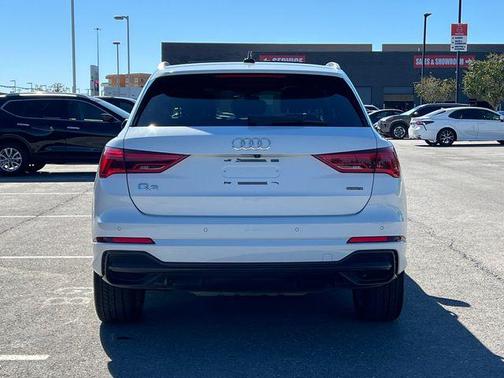 2020 Audi Q3 45 S line Premium