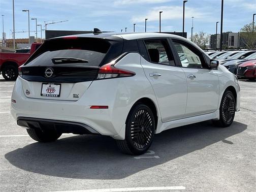 2025 Nissan Leaf SV PLUS