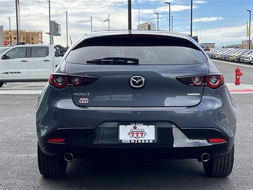 2022 Mazda Mazda3 FWD w/Preferred Package
