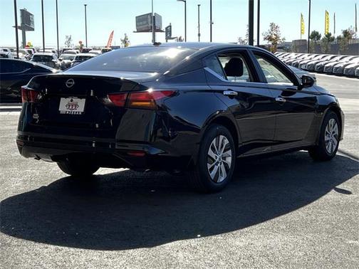 2025 Nissan Altima S FWD
