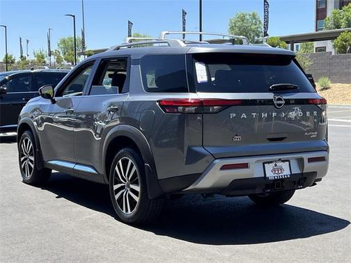 2025 Nissan Pathfinder Platinum 4WD