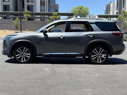 2025 Nissan Pathfinder Platinum 4WD