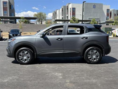 2025 Nissan Kicks S
