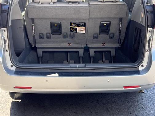 2020 Toyota Sienna XLE