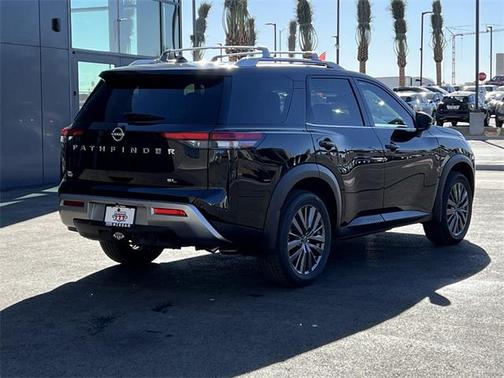 2025 Nissan Pathfinder SL FWD