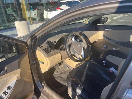 2014 Hyundai Accent GLS