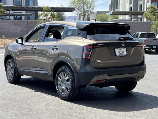 2025 Nissan Kicks S