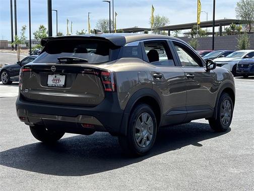 2025 Nissan Kicks S